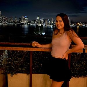 Meet your Posher, Ally